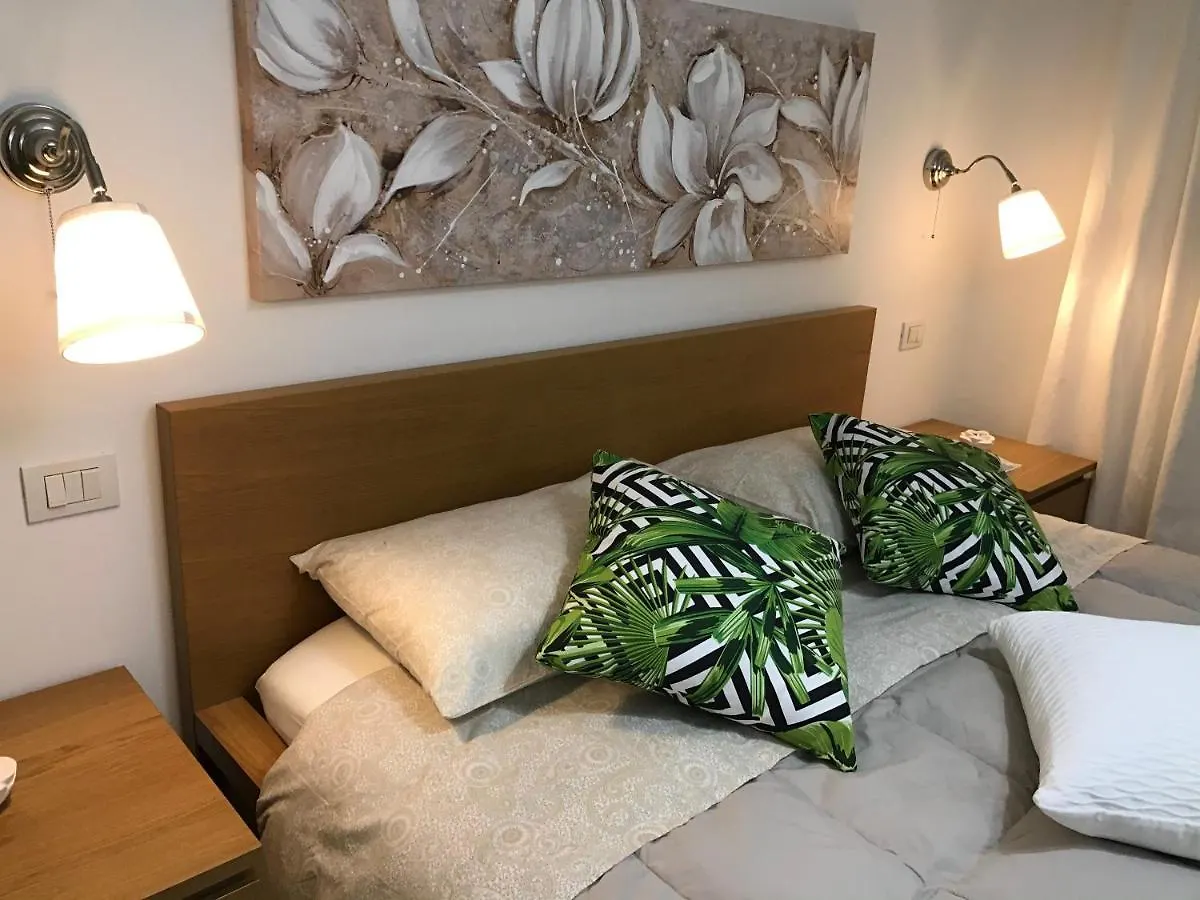 Giorgiada Relax Apartment Castelmola 0*,  Italy